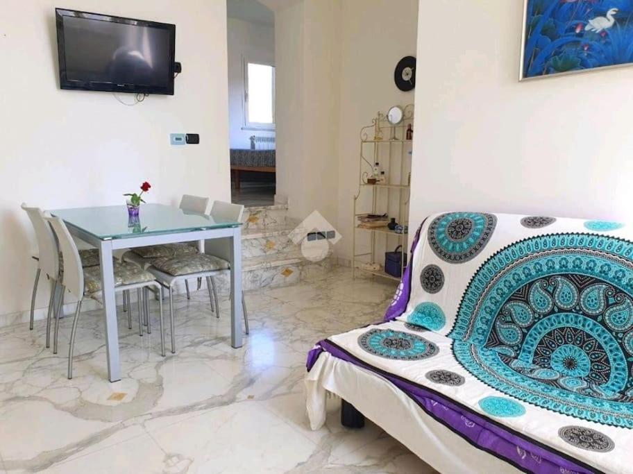 Appartamento 50 Mt Mare Con Parcheggio Riservato Riva Ligure Dış mekan fotoğraf
